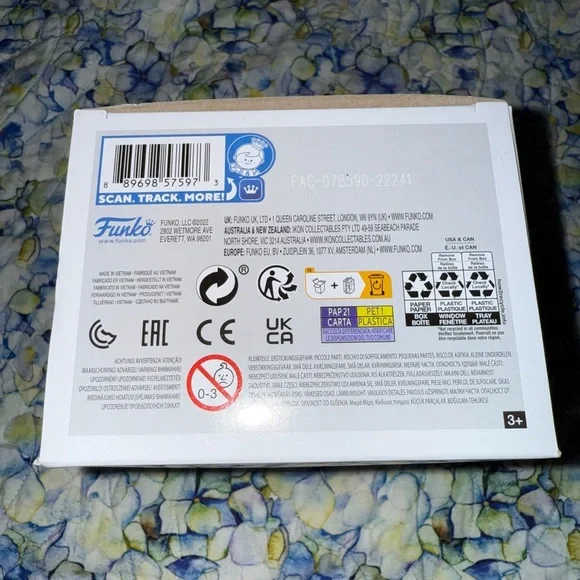 Funko Pop Bikini Burger Linda with Red Glasses - Picture 7 of 8